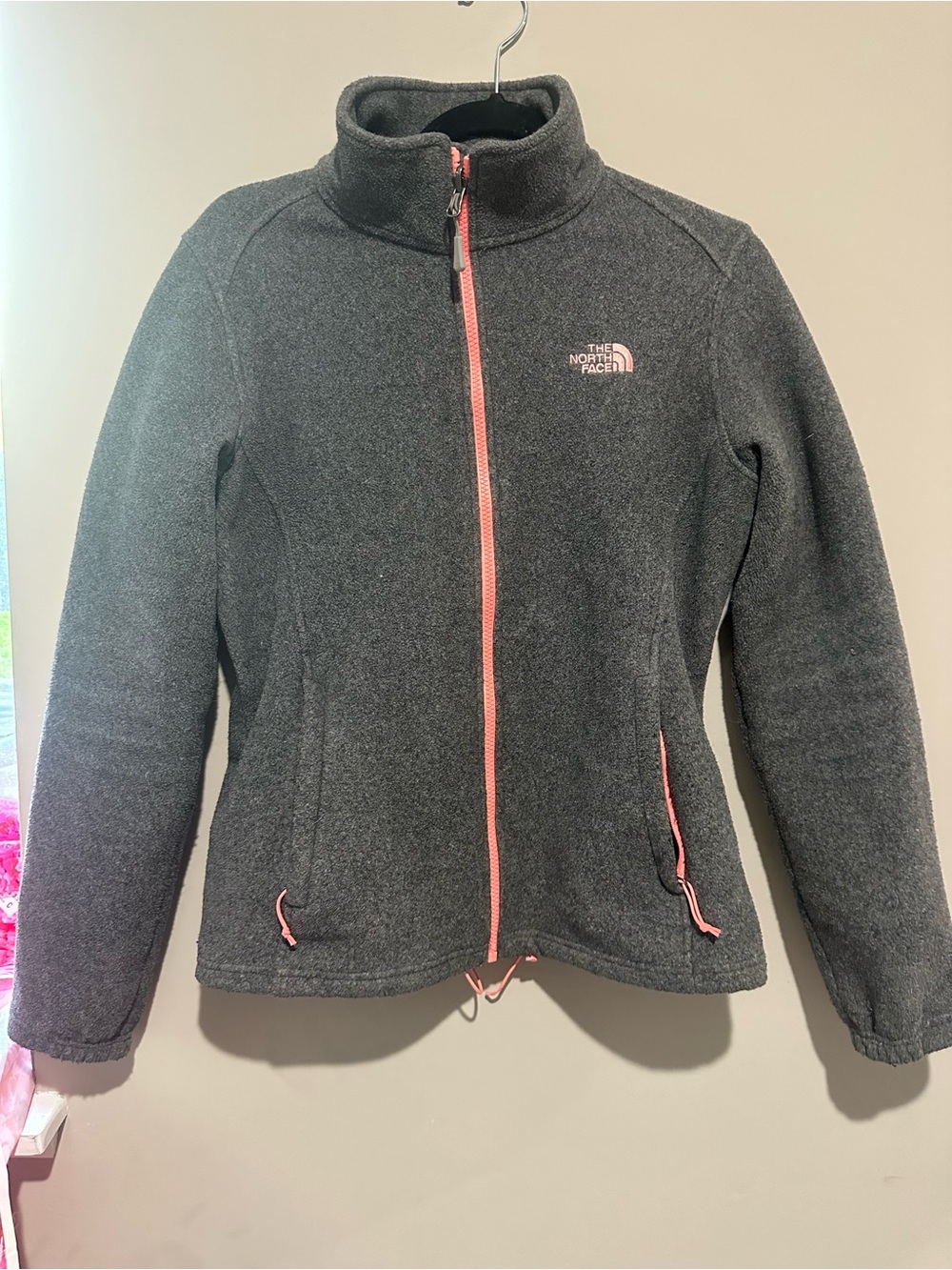 The North Face Women's Charcoal Gray Fleece Jacket with Pink Accent